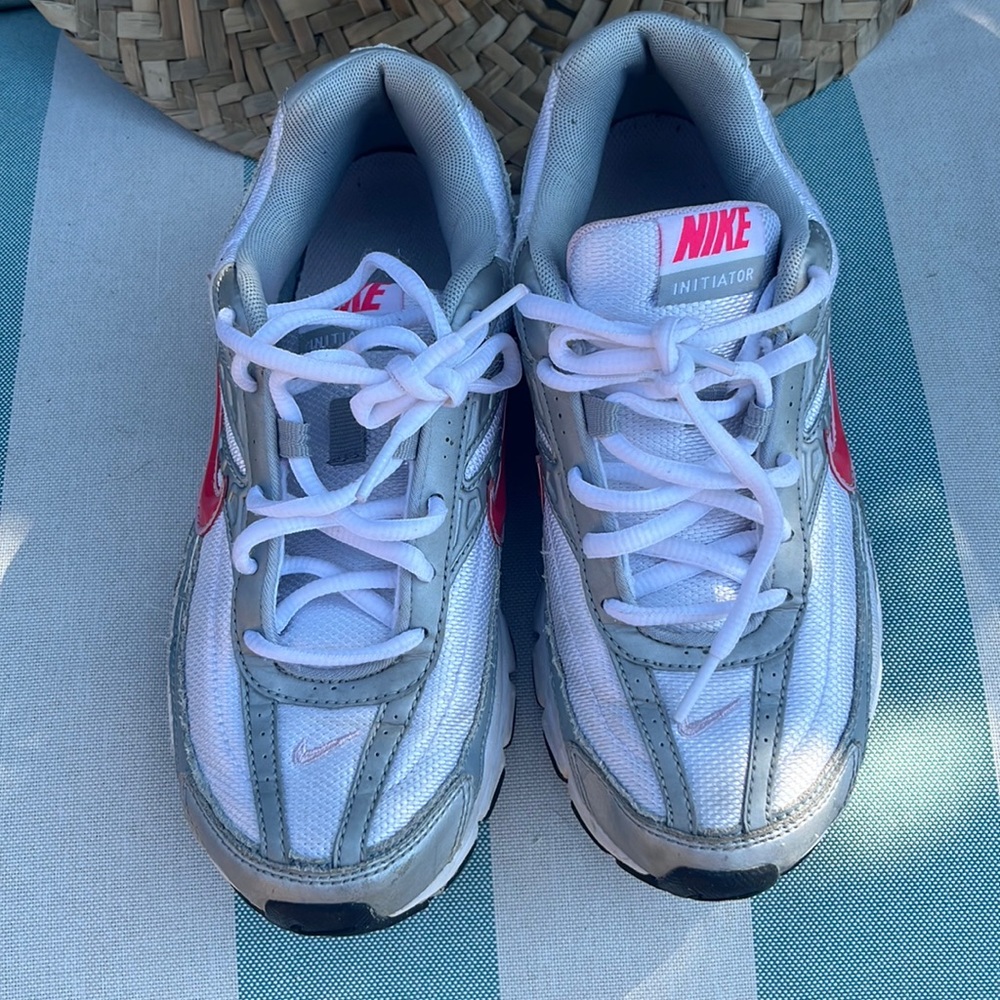Nike Initiator Running Sneakers Women’s 7.5 White